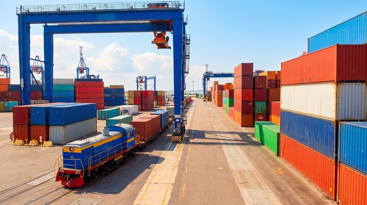 Container service in Odesa port: what's happening and what we're doing